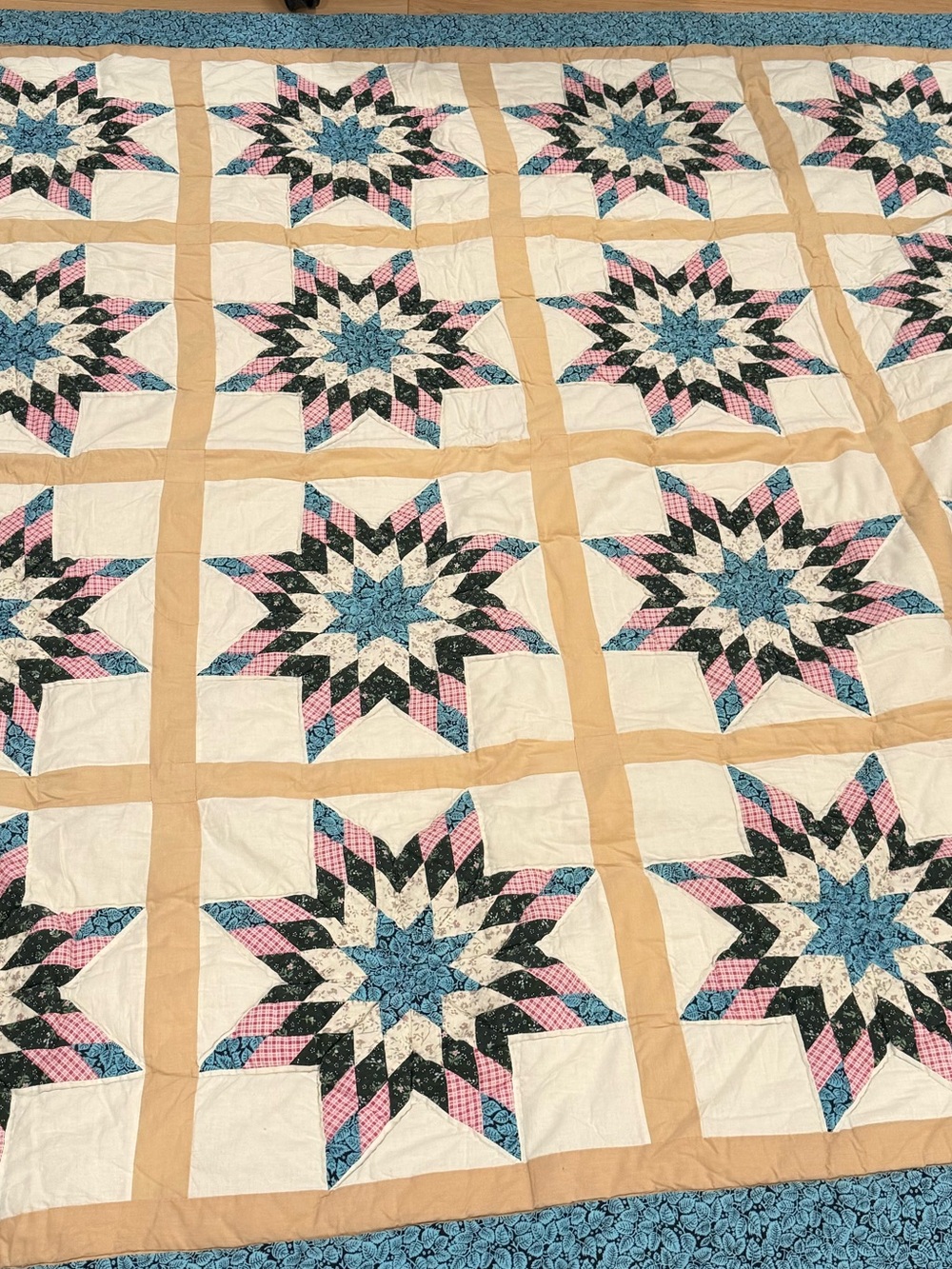 QUILT BLANKET (81X81)